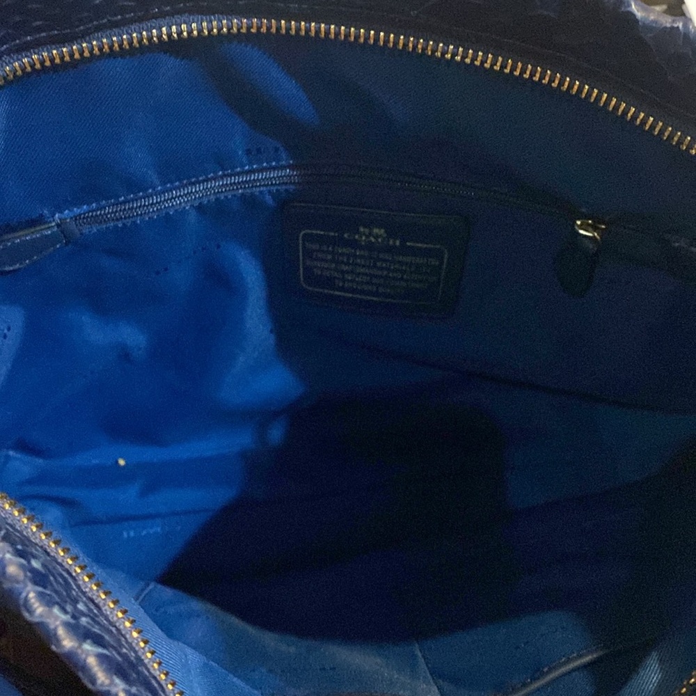 Handbag - Picture 4 of 6